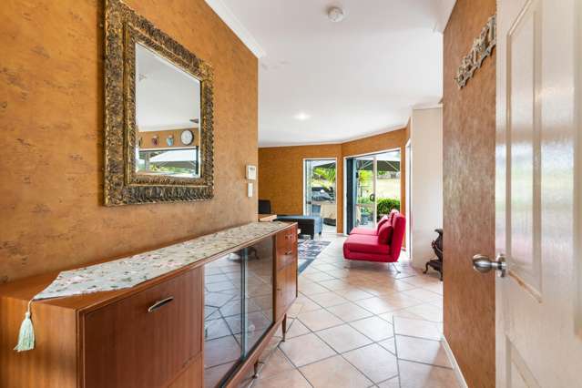 31 Given Grove Pauanui_4