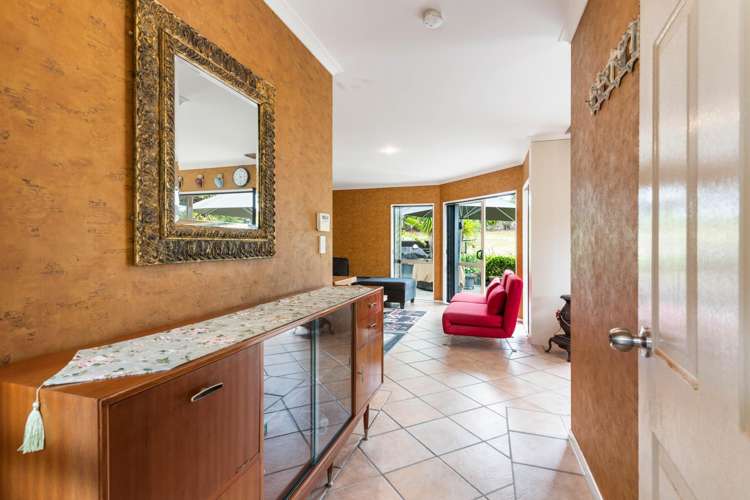 31 Given Grove Pauanui_4