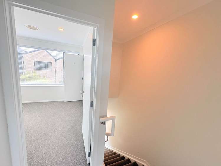 13 Wharara Lane Massey_6