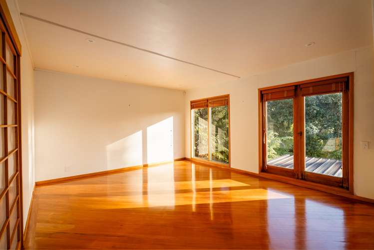 781 West Coast Road Oratia_10