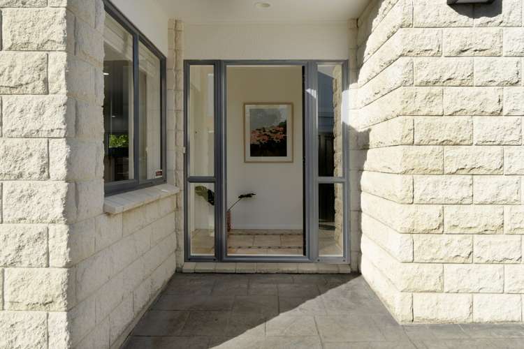 8a Longwood Lane Otumoetai_3