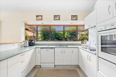 7 Carver Close_3