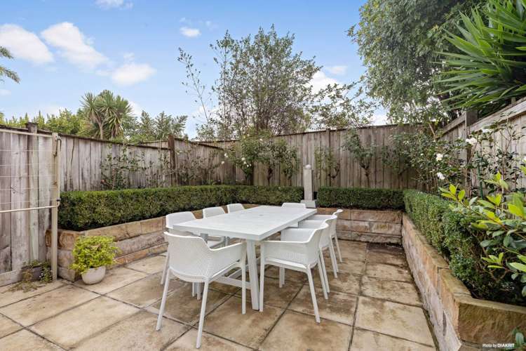 16/57 Gladstone Road Northcote_8