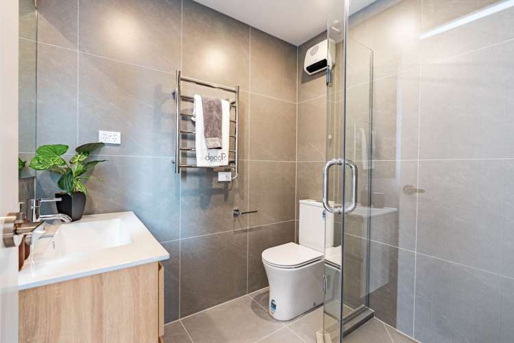 68 Triangle Road Massey_22