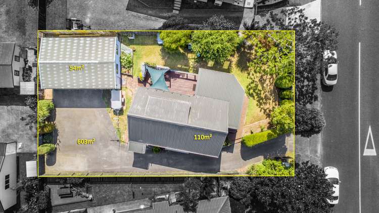 4 Hadley Wood Drive Wattle Downs_17