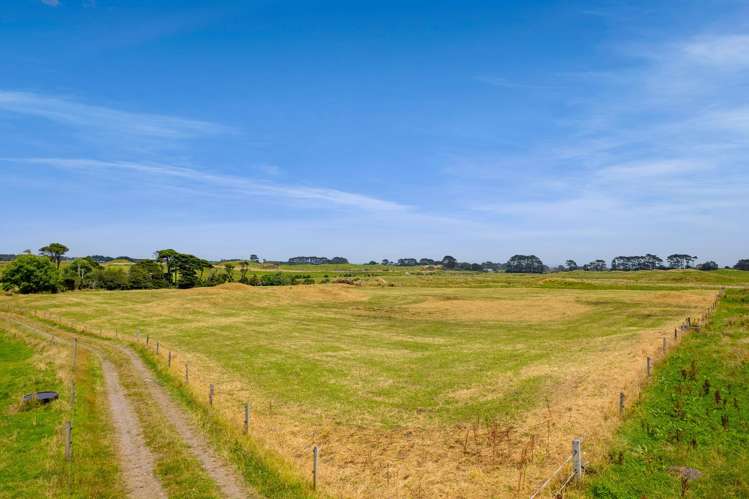 955 Opua Road Opunake_37