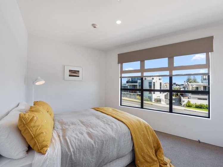 211 Marine Parade Mt Maunganui_16