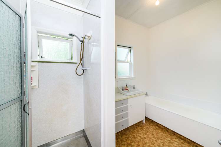 1419 Waughs Road Feilding_10