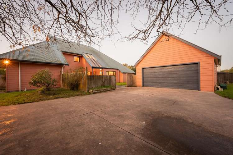 153 Halcombe Road Feilding_23