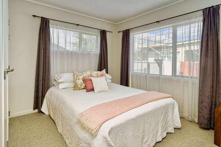 710 Ngaio Street Mahora_9