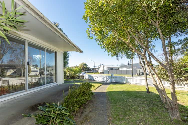 69 Leicester Avenue Tamatea_13