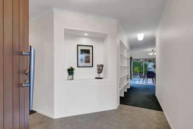 6 Saint Andrews Parkway_2