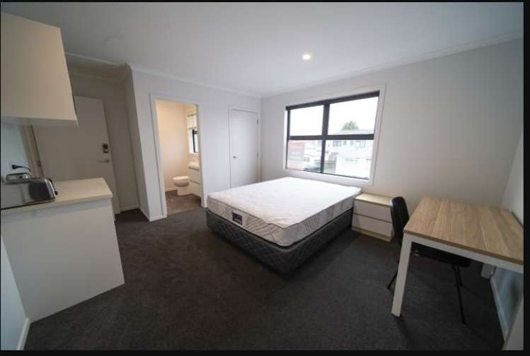 2b/20 Cameron Road 1076_5