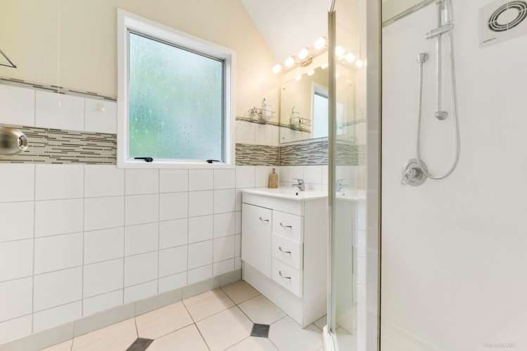 31B Tree View Avenue Glenfield_9
