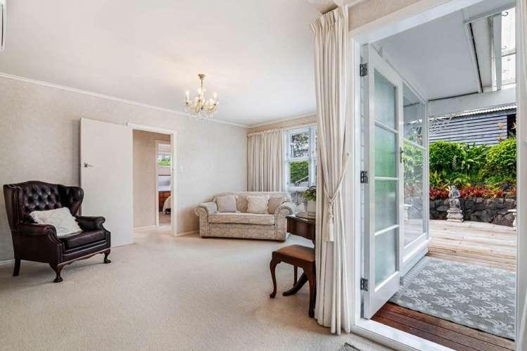 18 Selwyn Crescent Forrest Hill_5