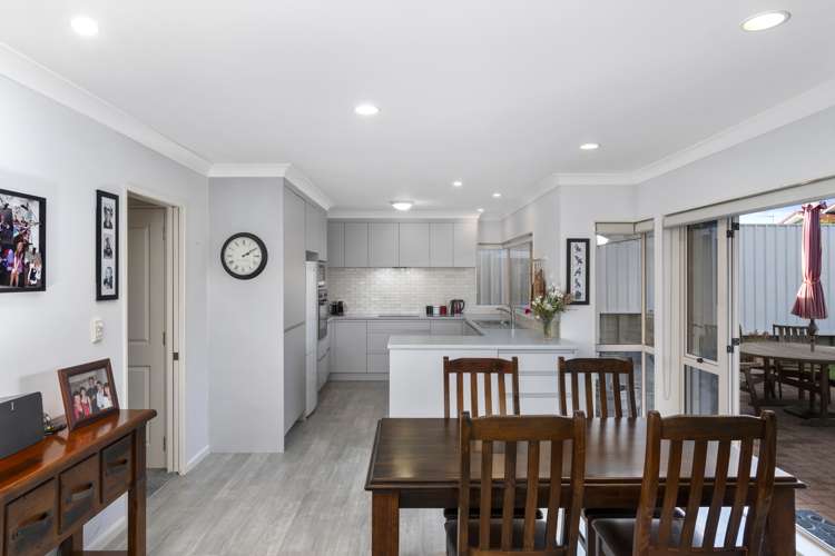 13 Gleneagles Drive Aongatete_6