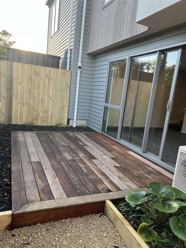 3/43 Churton Crescent Taita_4