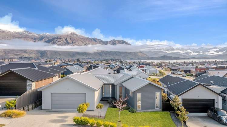 8 The Heights Avenue Wanaka_19