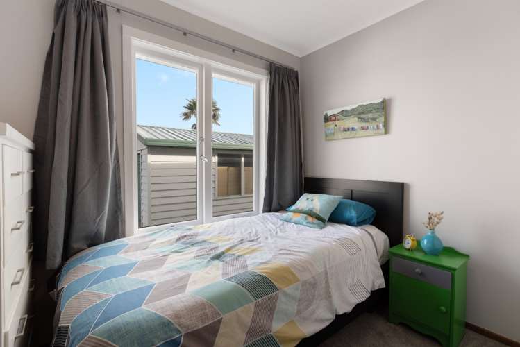 36 Emmett Street Greerton_9