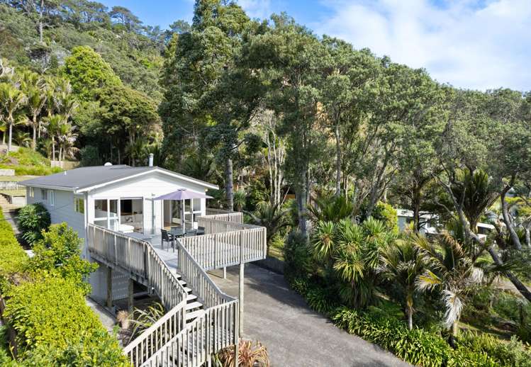 188 Motutara Road Muriwai_21