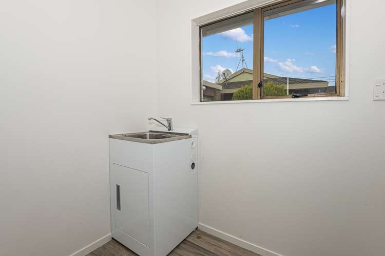 8b Park Avenue Kensington_16