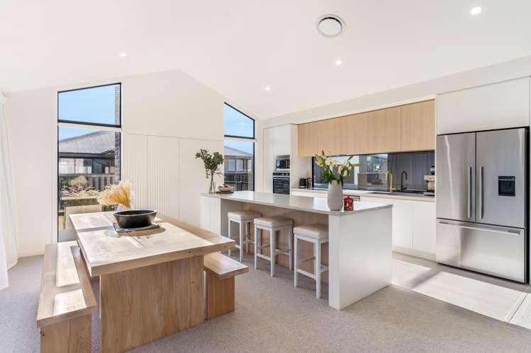 63 Dejoux Road Winton_5