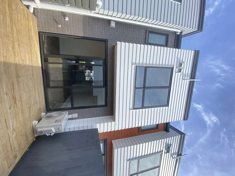 Unit 3/5&7 Hikurangi Street_0
