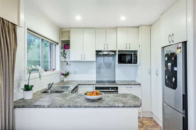 1/160a Titirangi Road New Lynn_6