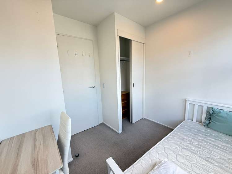 18 Beach Road Northcote Point_13