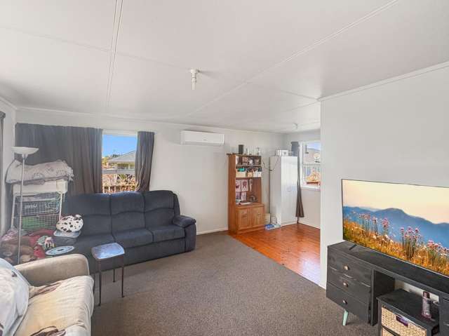 10A Cuba Street 1214_2