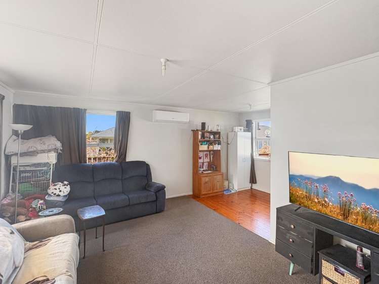 10A Cuba Street 1214_2