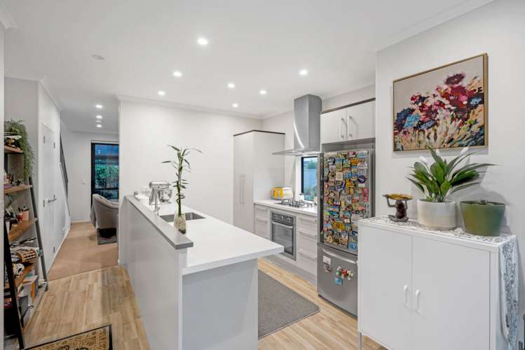 25 Matairangi Avenue Totara Heights_5