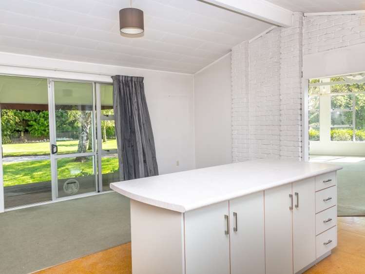 580 Hughes Line Carterton_10