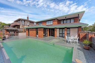 3 Aylmer Court_3