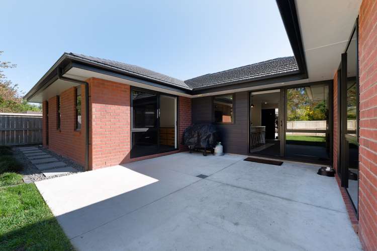 279 Dixon Road Fitzroy_9