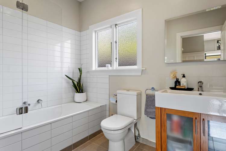 42 Barrington Street Somerfield_13