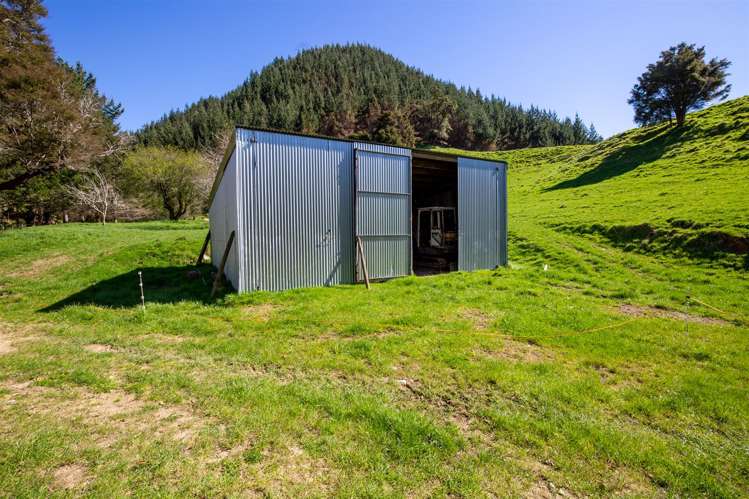 312 Lud Valley Road Hira_18