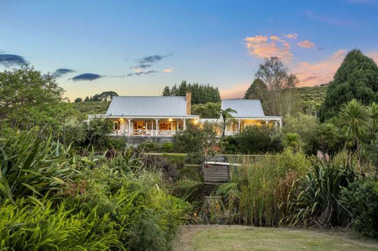 611 Horseshoe Bush Road Waitoki_56