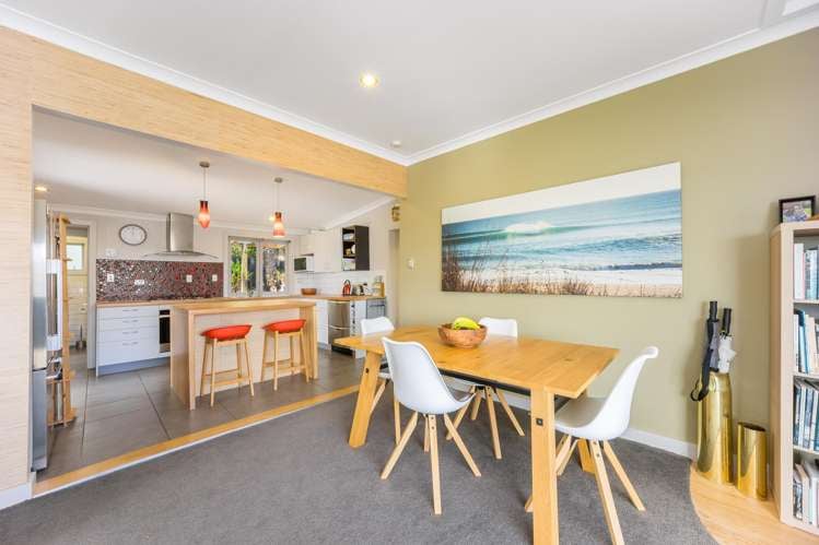 35 Pohutukawa Avenue Red Beach_16