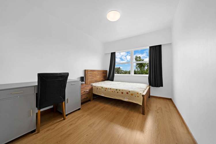 18 Raeben Avenue Hillcrest_12