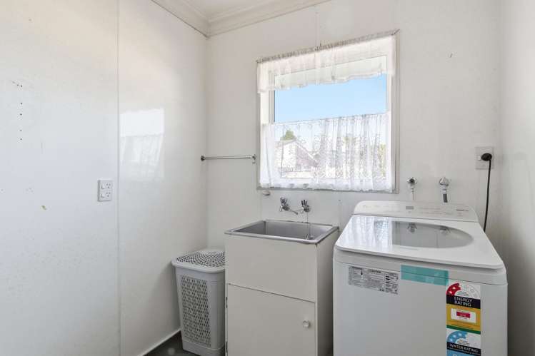 20 Laing Place Otumoetai_19