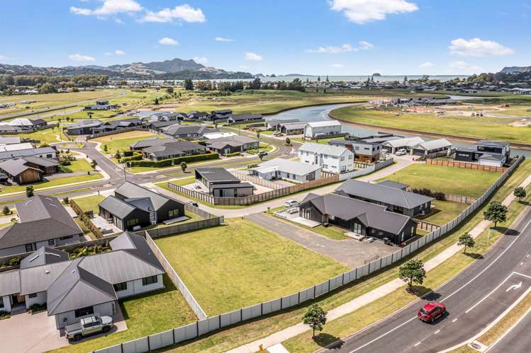 2 Norma way Whitianga_1