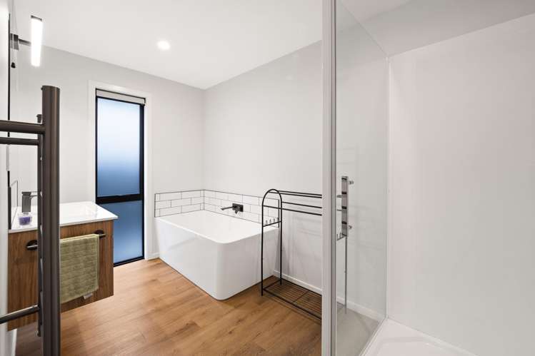 154 Trevors Road Elgin_13