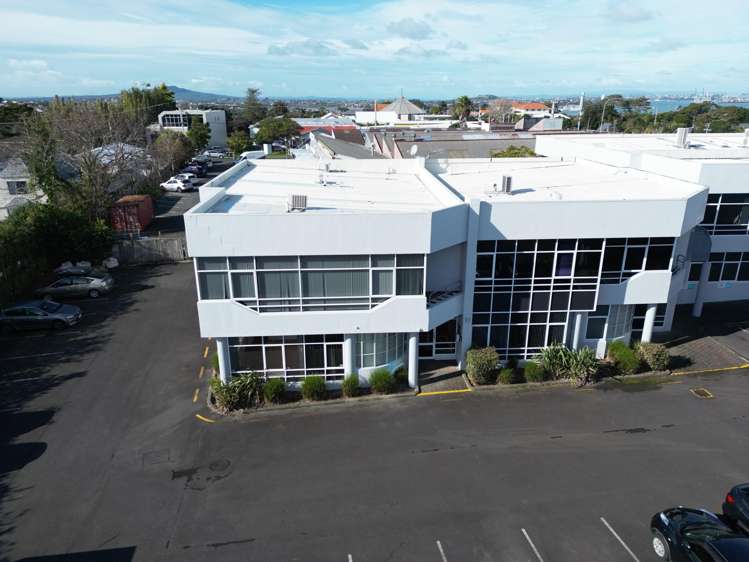 D/129 Onewa Road Northcote_8
