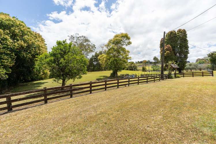 3 Mackesy Road Parahaki_27