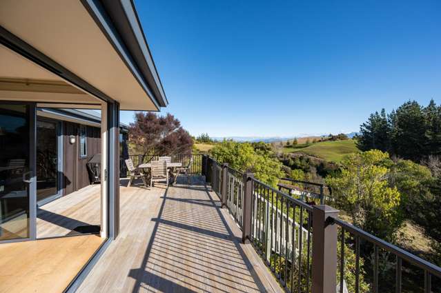 Big Views, Big Sheds, Big Opportunity