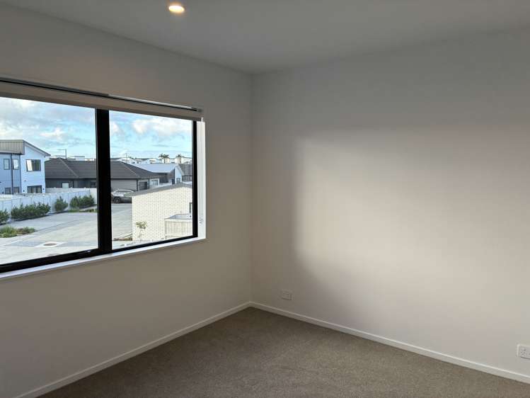 131 WAITUARUA DRIVE "Waiata Shores" Takanini_15