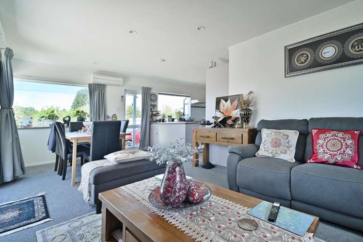 25 Watson Road Karamu_21