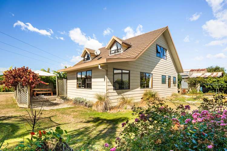 67 Davey Road Upper Moutere_17