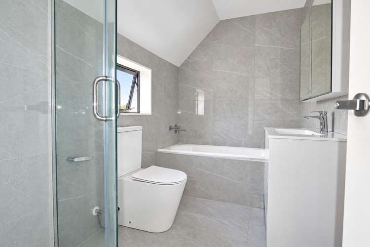 62B Royal Road Massey_8